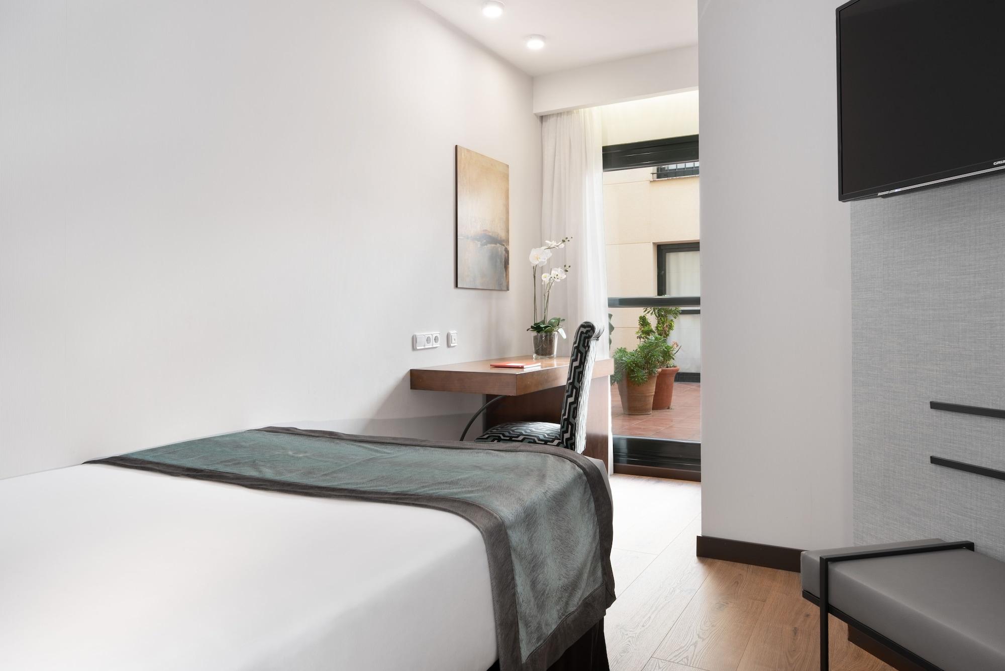 Exe Agora Caceres Hotell Exteriör bild