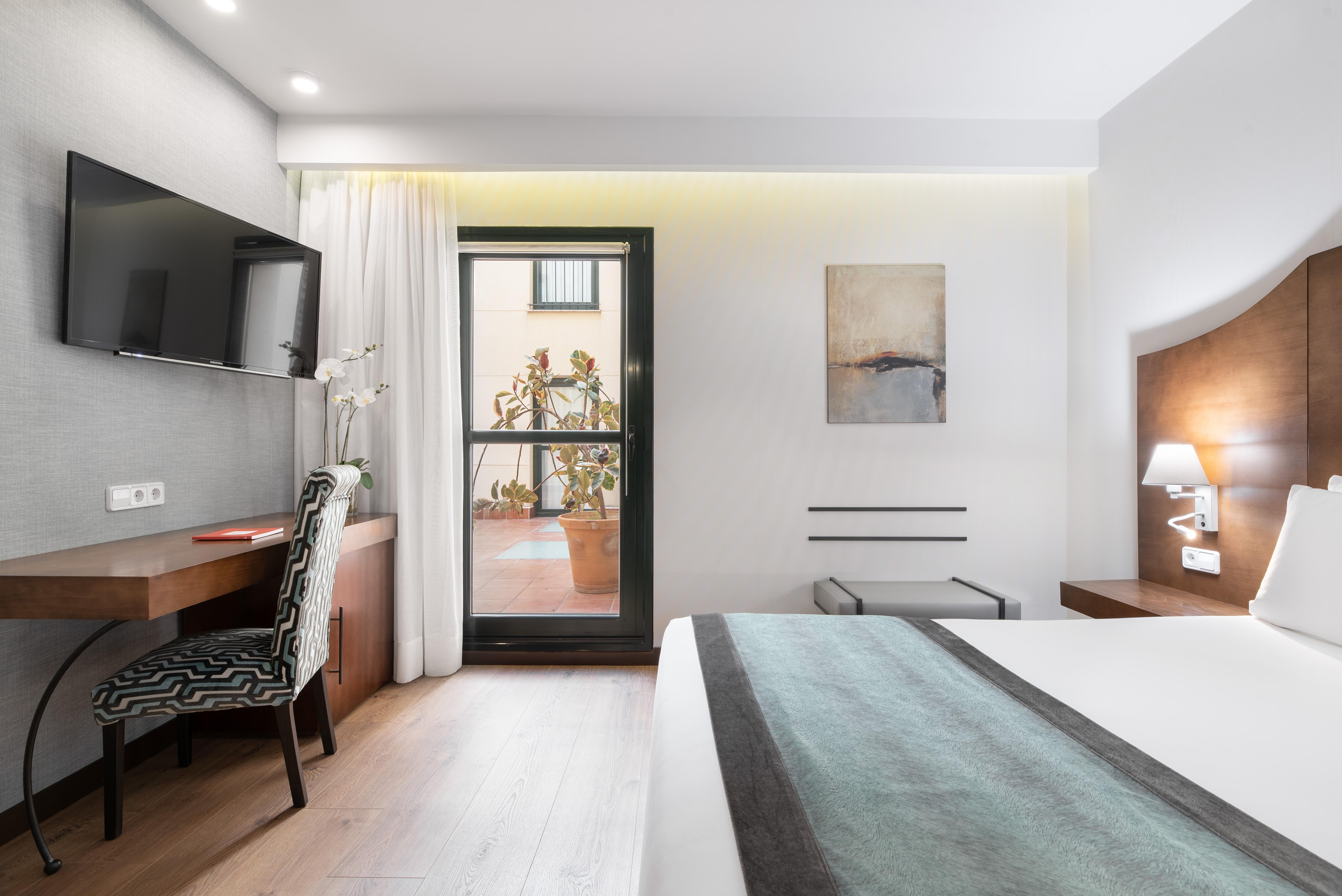Exe Agora Caceres Hotell Exteriör bild
