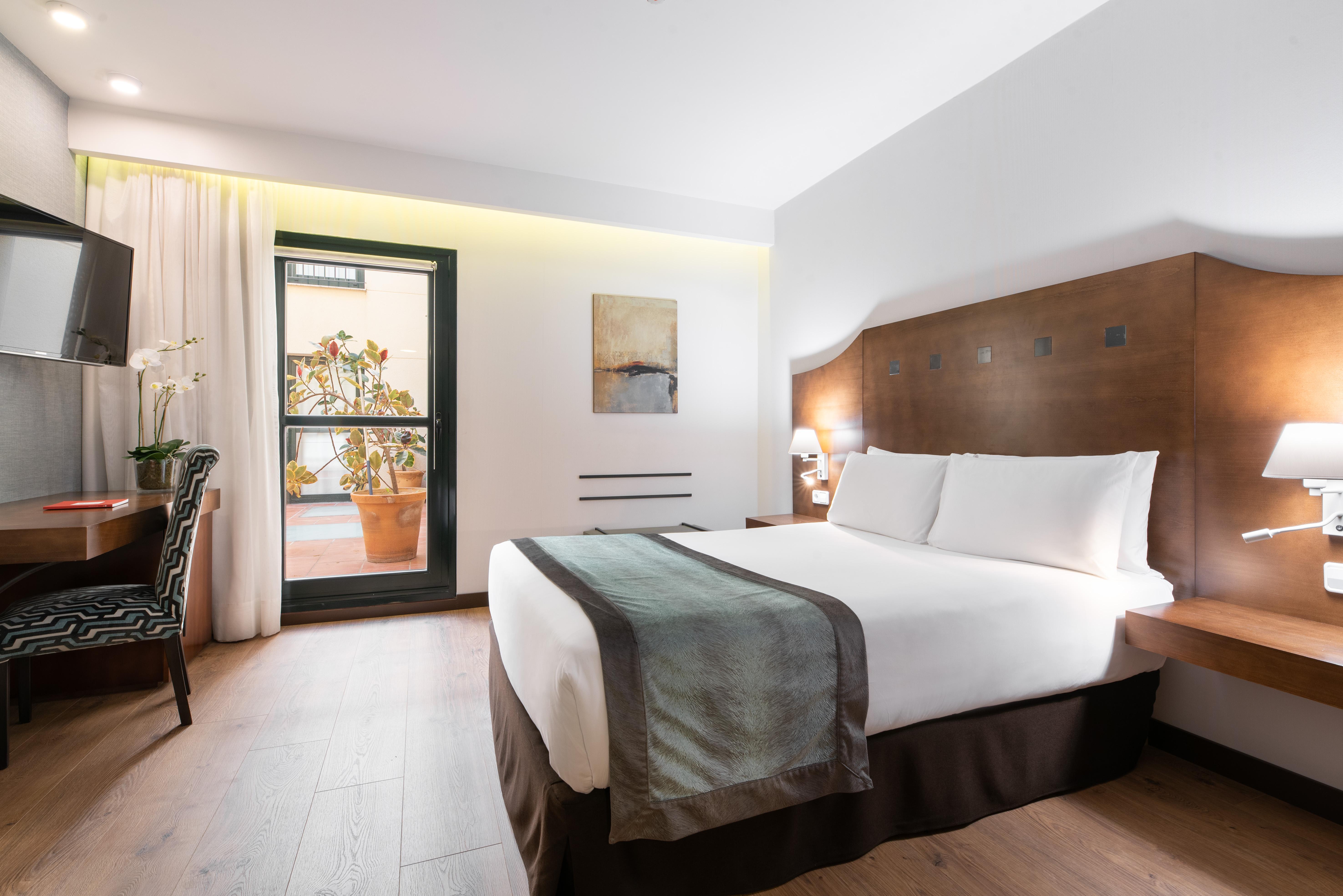 Exe Agora Caceres Hotell Exteriör bild