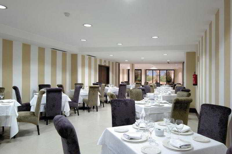 Exe Agora Caceres Hotell Exteriör bild